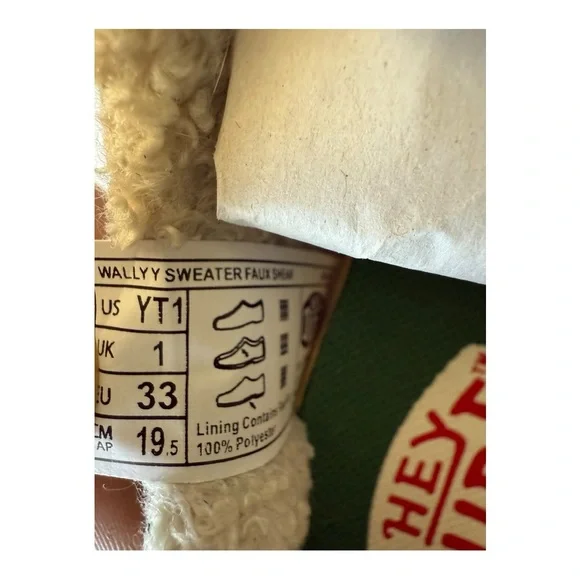 Hey Dude Wally Holiday Youth size 1 Christmas Sweater - Picture 6 of 9